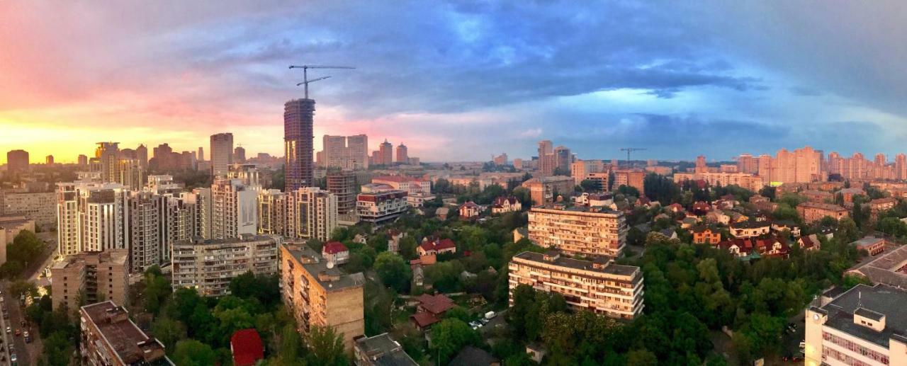 Eco Apartments In French Quarter Kiev Ngoại thất bức ảnh
